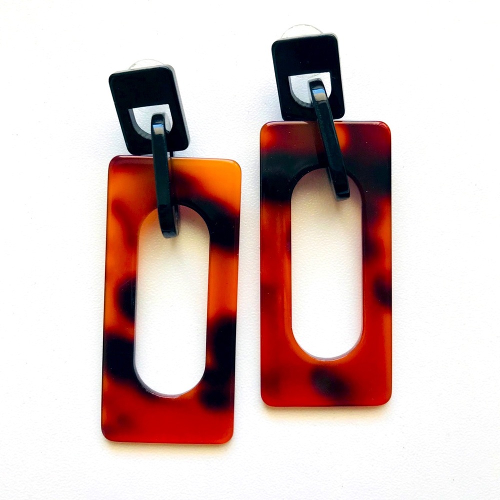 2/$20 earrings funky tortoise shell